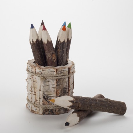 Pot et crayons de couleurs écorce Pot et crayons de couleurs écorce